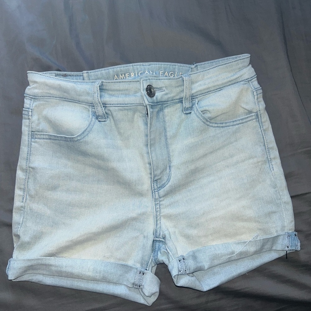 COPY - AE light wash demin stretch shorts